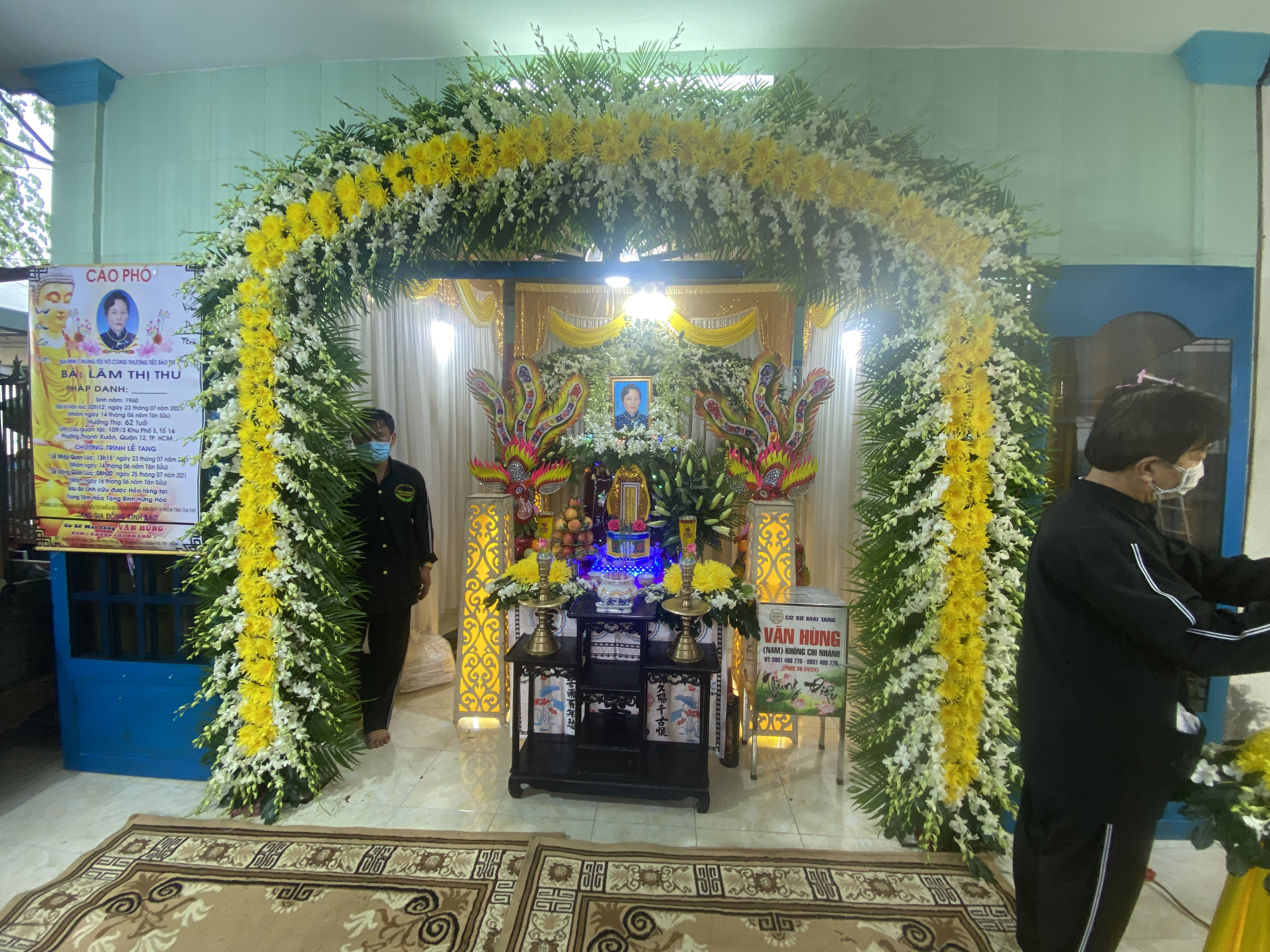trại hòm văn hùng