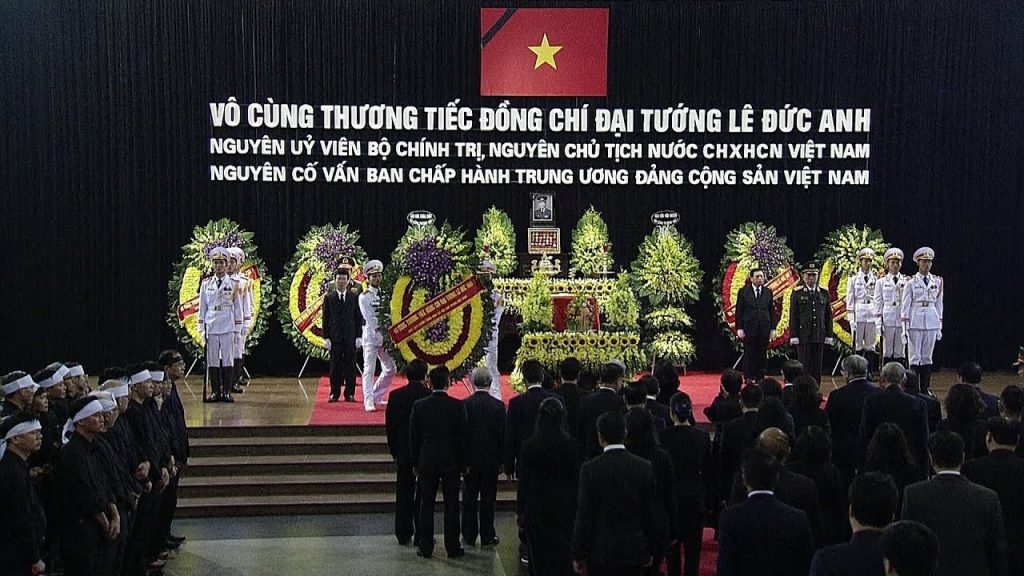 trại hòm văn hùng